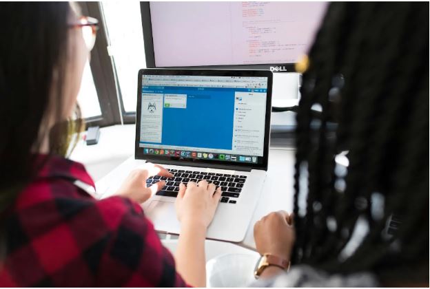 Transforming IT Challenges into Opportunities with Consulting Solutions